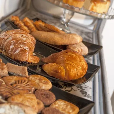 Gallery 101 לינה וארוחת בוקר