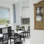 住宿加早餐酒店 Gallery 101 3*