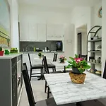 Gallery 101 روما